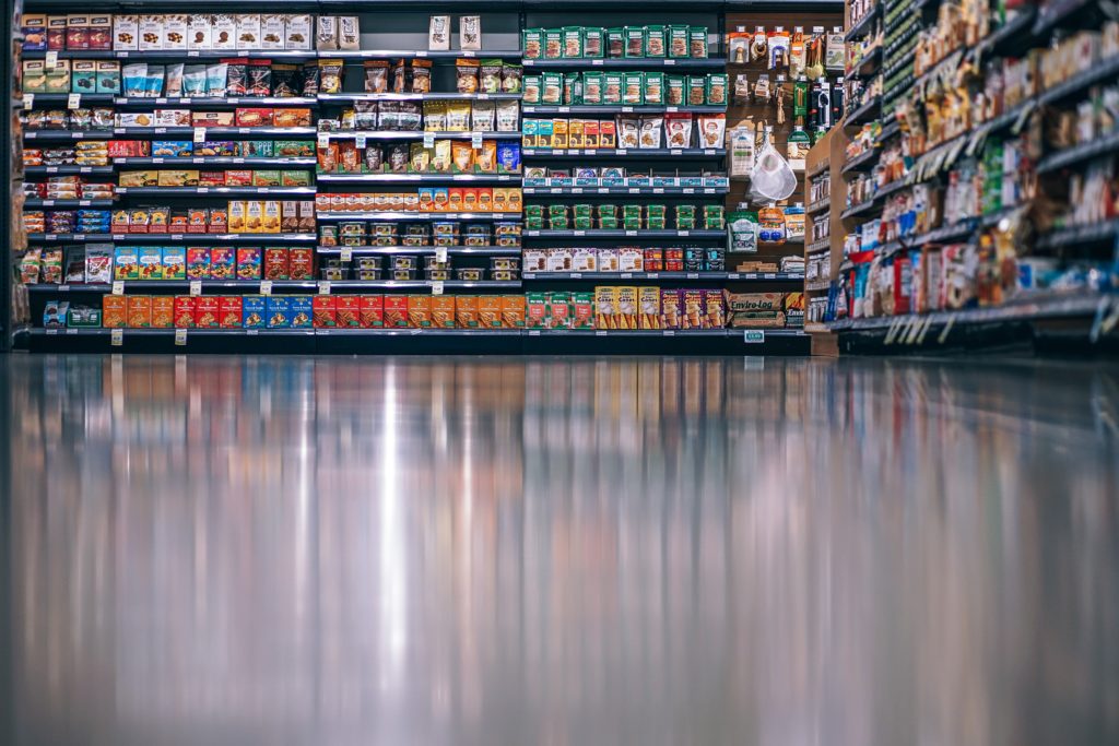 budget grocery shop