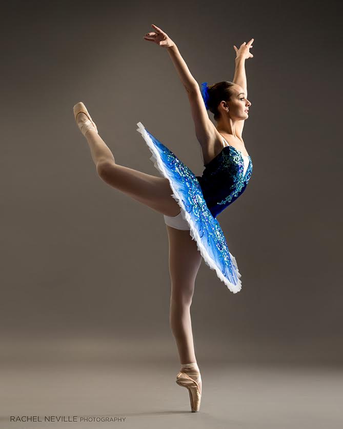 Jessica Cobb by Rachel Neville Photo